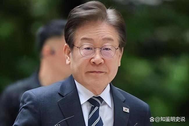 李在明的道歉会给尹锡悦致命一击吗 政治绝杀背后的民意转向