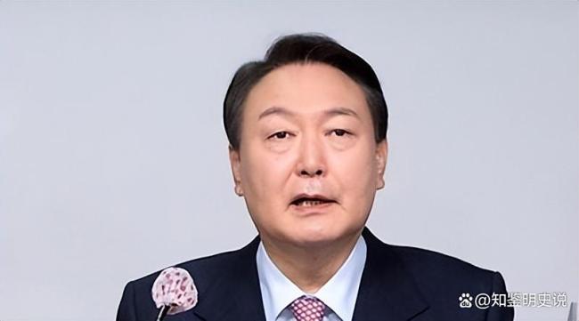 李在明的道歉会给尹锡悦致命一击吗 政治绝杀背后的民意转向